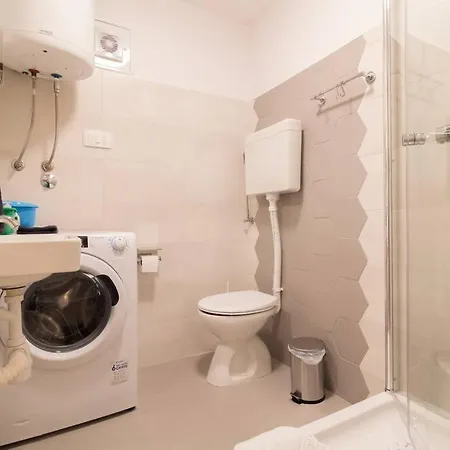 Apartment Lali - Updated 2br Near Old Town